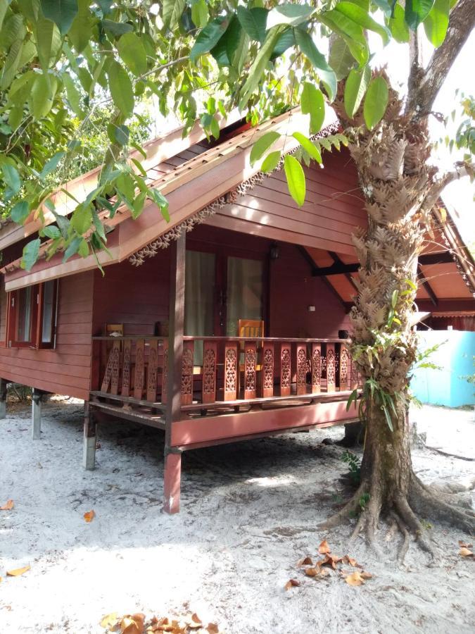 Frog Beach House Koh Phayam Room photo